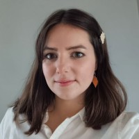 Elise Van Dam