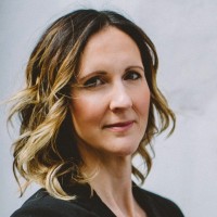 Suzanne Robinson