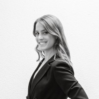 Mariana R Rebesquini