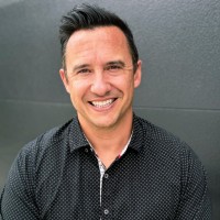 Brett Leighton