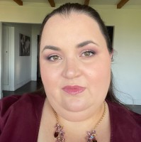 Julia Stone