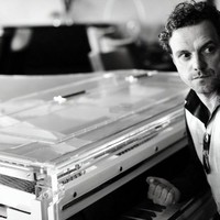 Yellow Star Company Paulo Sousa Costa