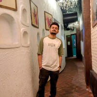Varun D.