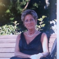 Debbie Lowe
