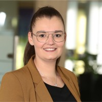 Jennifer Stuhr