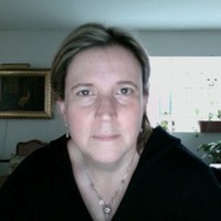 Suzanne Legg