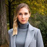 Samantha Henderson