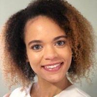 Ashley Mariani, Mba