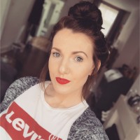 Stephanie Wallace