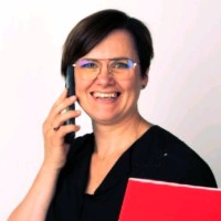 Carmen V.