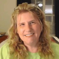 Michelle Eaves