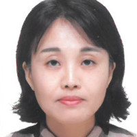 Helia Lee