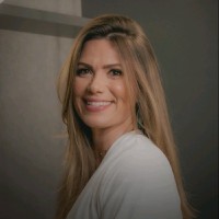 Aline Tivelli