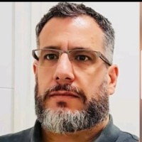 Roberto Vaz Bouzon Fernandes