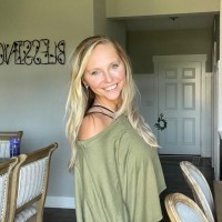 Holly Canfield