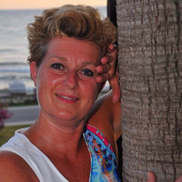 Annemieke Teekens