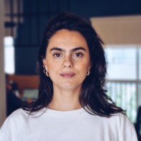 Júlia Cunha