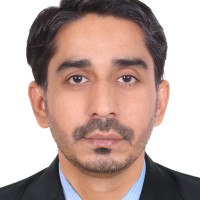 Mustafa Larik