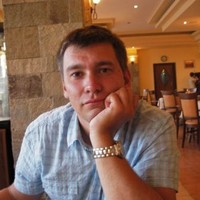Роман Елинов