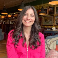 Dr Ellen Swannell