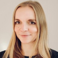 Dr. Melanie Hüttenrauch