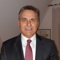 Robert Sauer