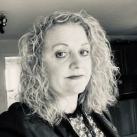 Nicola Frost, Ba(Hons), Aiema
