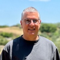 Shai Bernstein