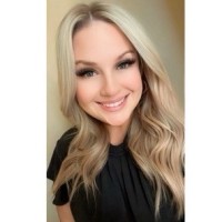 Jennifer Uwanawich