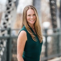 Kari V.