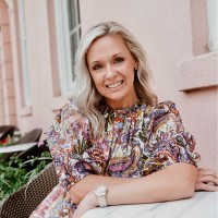 Erin Quinn Hanhauser