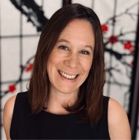 Nicole DessainNicole Dessain is an Influencer