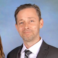 Matthew J Bromberek