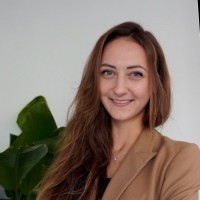 Veronika M.