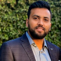 Abbas Naqvi, Aca