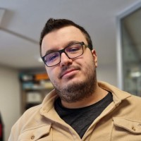 Kerem Kuş