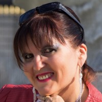 Estelle Collas