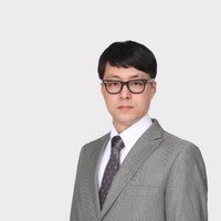 Duckkwan Lee