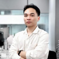 Tùng Hoàng Hữu