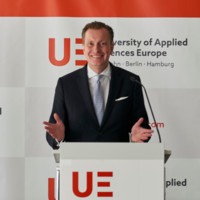 Prof. Dr. Ebbo Tücking