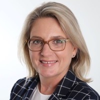 Julie Gee
