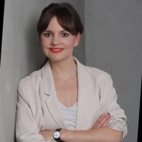 Simone Dyllick-Brenzinger