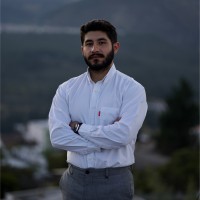 Adrián Larco - Emprendedor