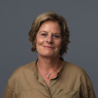 Esther Girsberger