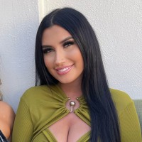 Yasmine Tenca