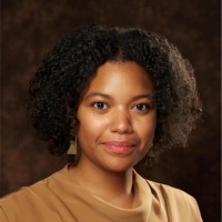 Mae Gates