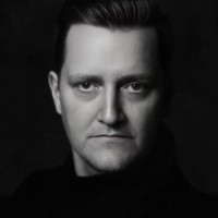 Stephen J Whitworth