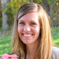 Carolyn English, Mlis