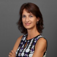 Erika Hazslinszky