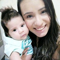 Camila Galdino